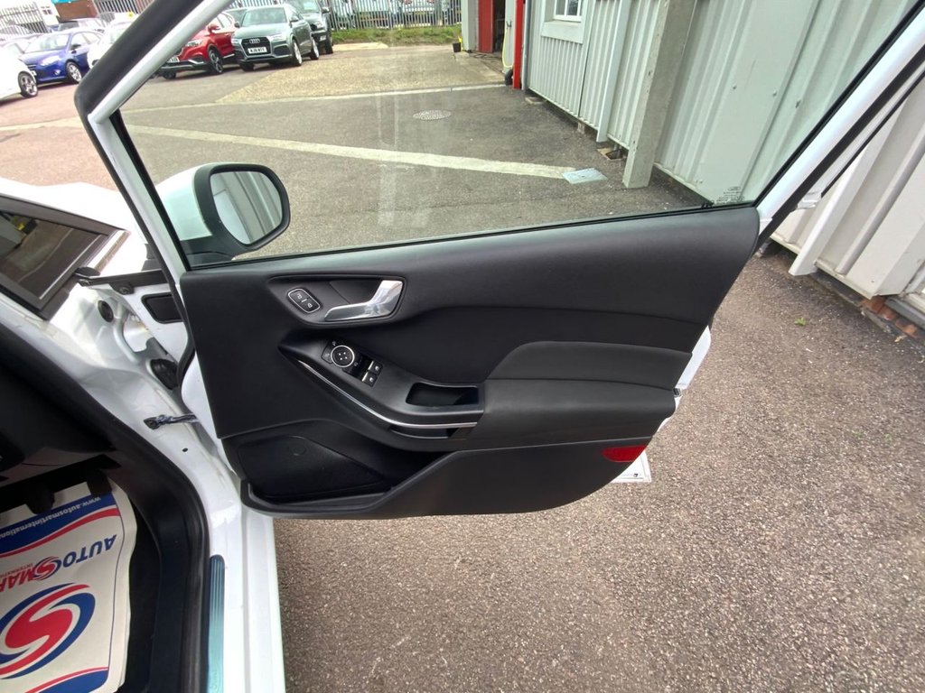 Used Ford Fiesta 2019 for sale - 77668809: Photo 13