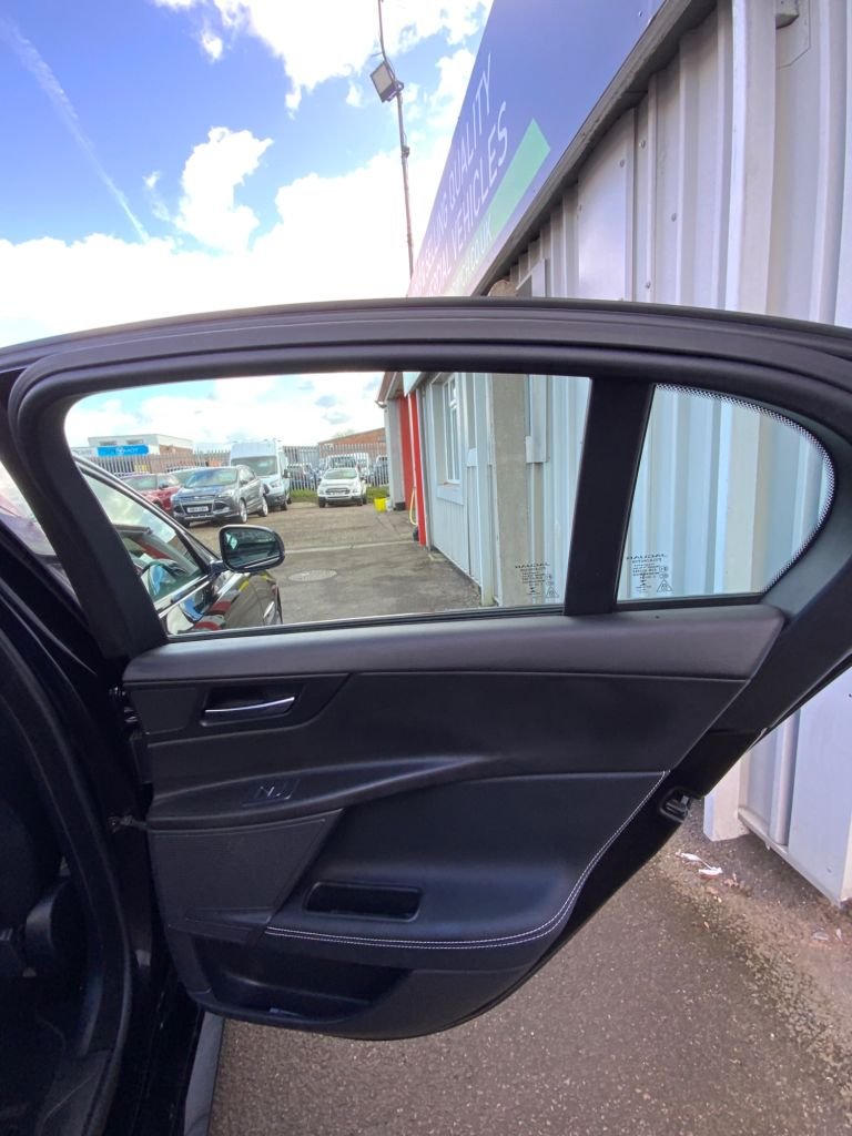 Used Jaguar XE 2019 for sale - 78030480: Photo 15