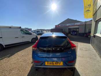 Used Volvo V40 2016 for sale - 73888733: Photo