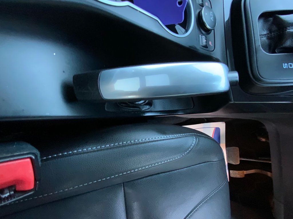 Used Ford Kuga 2014 for sale - 76396164: Photo 32