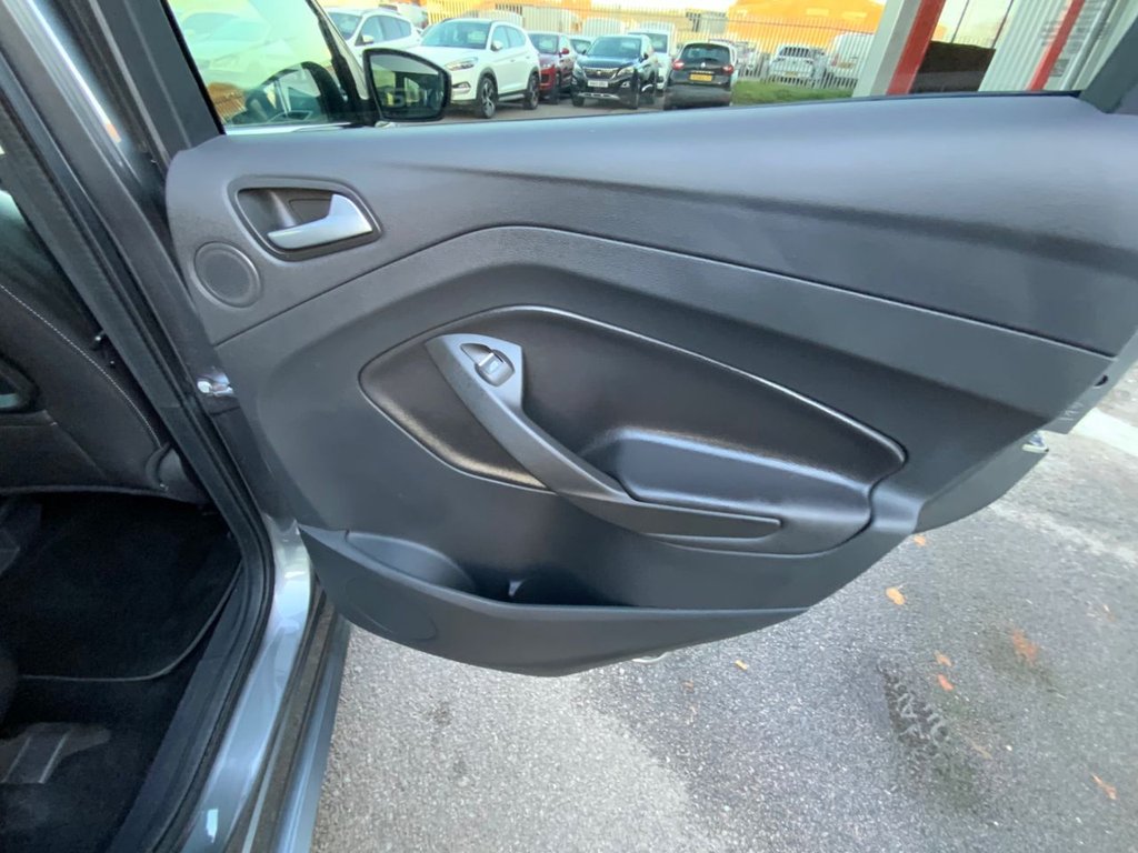 Used Ford Kuga 2014 for sale - 76396164: Photo 36