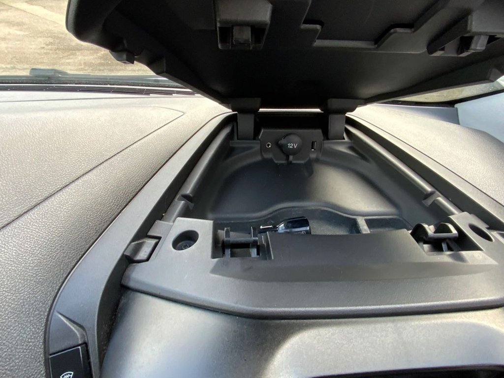 Used Ford Tourneo Custom 2018 for sale - 78212859: Photo 45