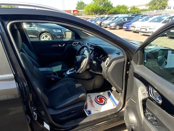 Used Nissan Qashqai 2017 for sale - 78996778: Photo