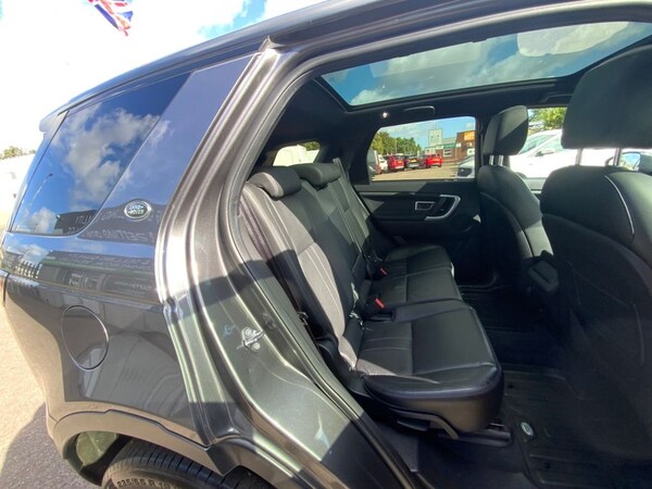 Used Land Rover Discovery Sport 2018 for sale - 75693539: Photo 31