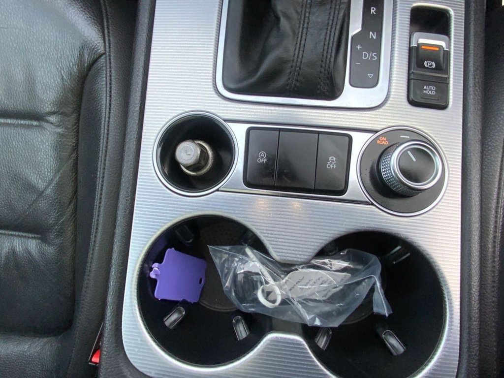 Used Volkswagen Touareg 2017 for sale - 75973898: Photo 29