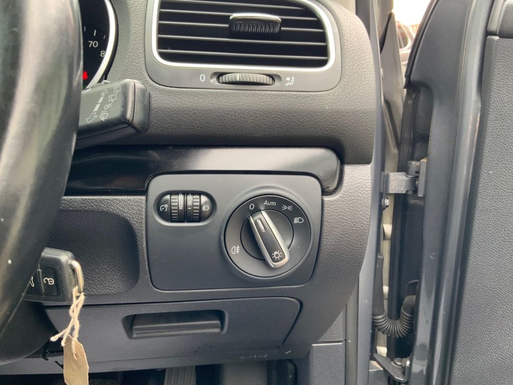 Used Volkswagen Golf 2012 for sale - 77990948: Photo 42