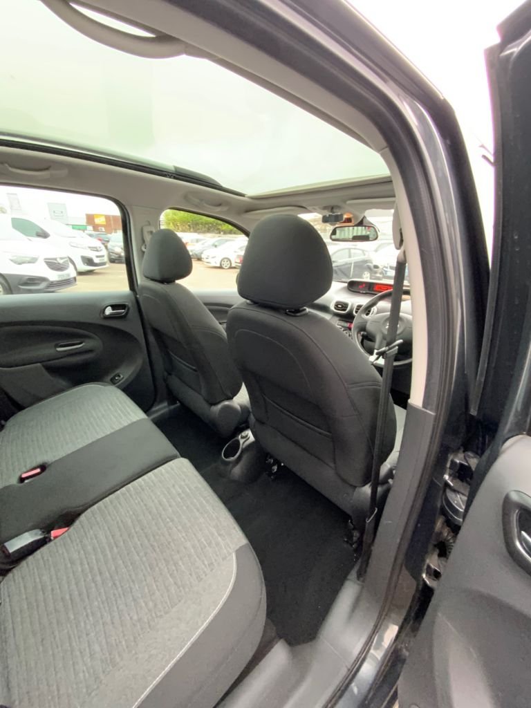 Used Citroen C3 Picasso 2017 for sale - 77792222: Photo 15