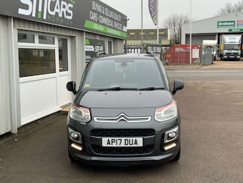 Used Citroen C3 Picasso 2017 for sale - 77792222: Photo