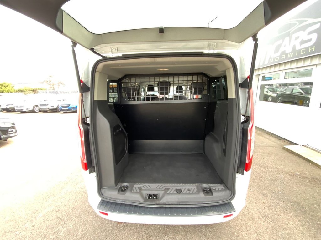 Used Ford Tourneo Custom 2018 for sale - 77967570: Photo 6