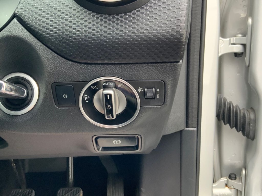 Used Mercedes-Benz A-Class 2016 for sale - 77534836: Photo 38