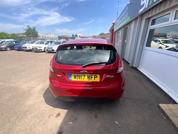 Used Ford Fiesta 2017 for sale - 78985940: Photo