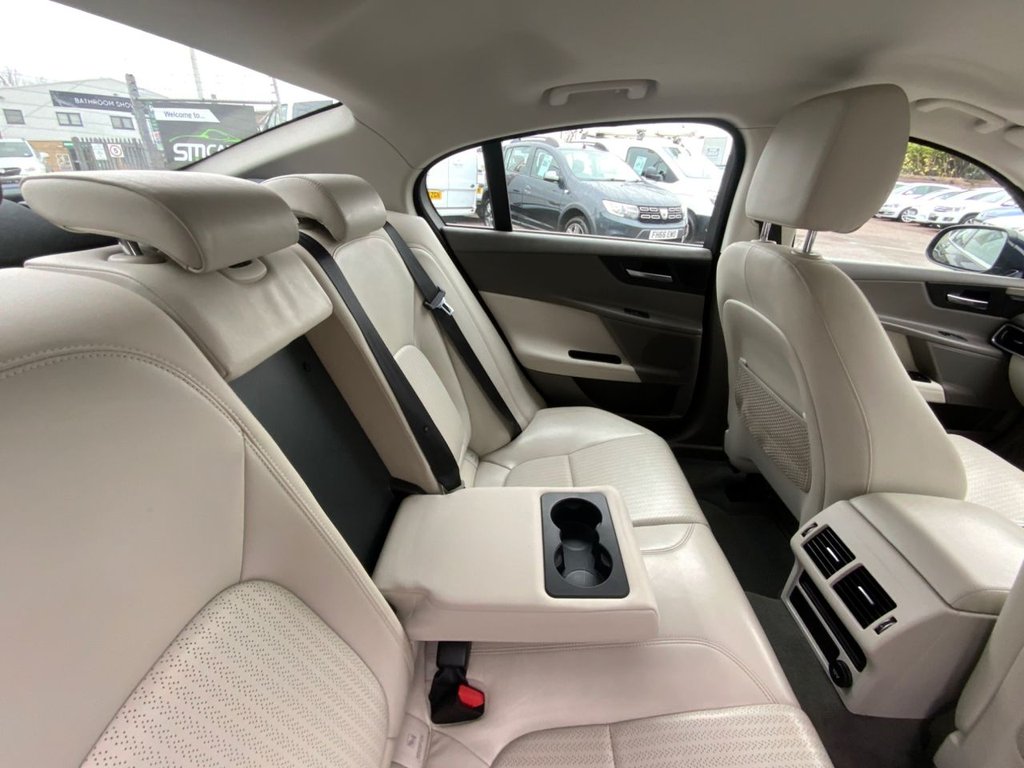 Used Jaguar XE 2017 for sale - 77703908: Photo 22