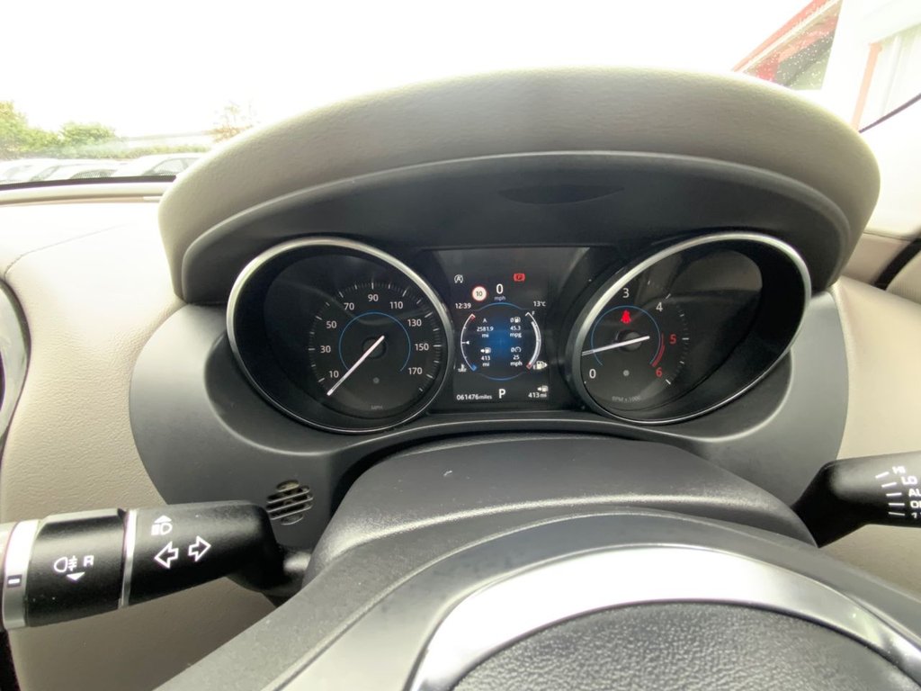 Used Jaguar XE 2017 for sale - 77703908: Photo 34