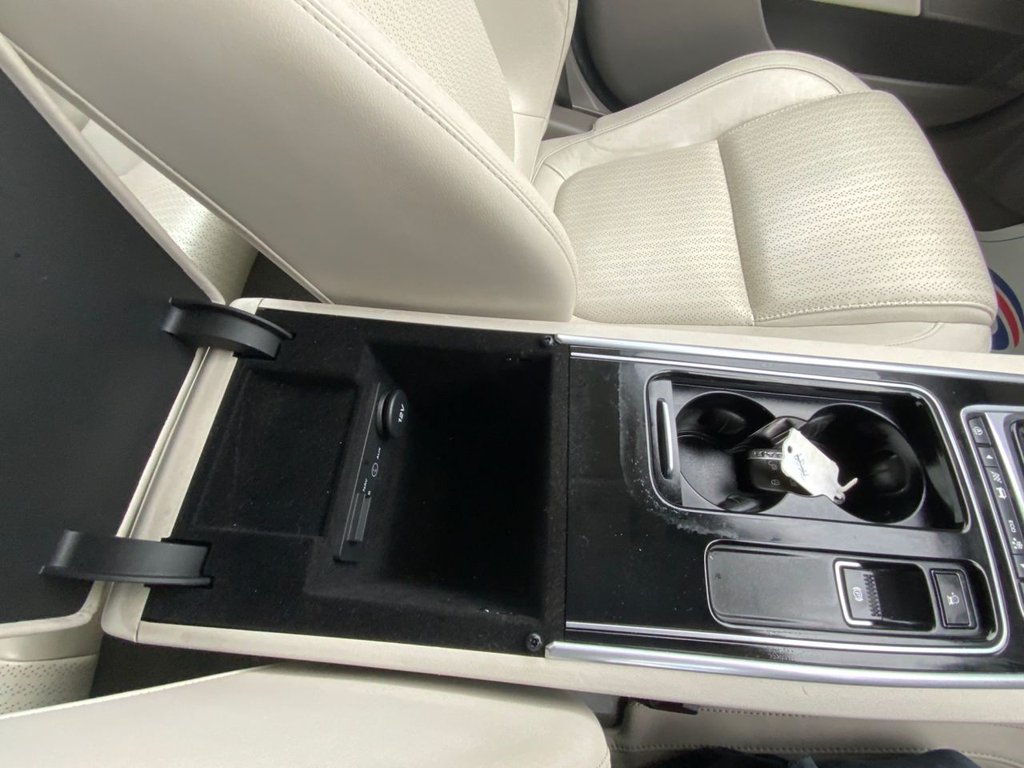 Used Jaguar XE 2017 for sale - 77703908: Photo 37