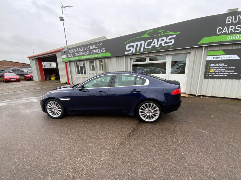 Used Jaguar XE 2017 for sale - 77703908: Photo 5