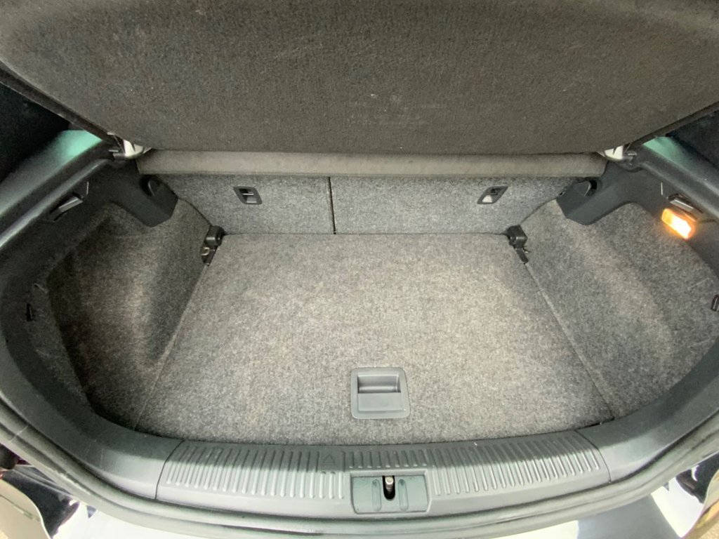 Used Volkswagen Polo 2016 for sale - 77249935: Photo 19