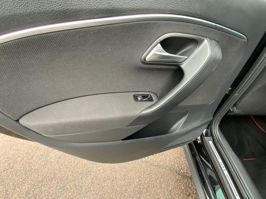 Used Volkswagen Polo 2016 for sale - 77249935: Photo 26