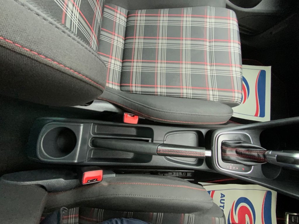 Used Volkswagen Polo 2016 for sale - 77249935: Photo 36