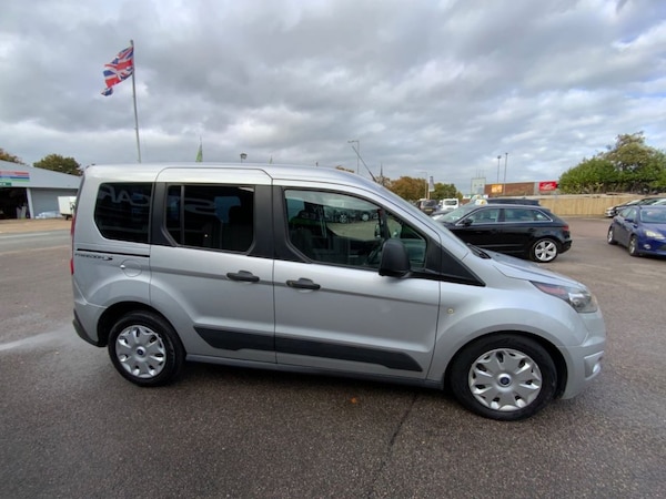Used Ford Tourneo Connect 2016 for sale - 76210525: Photo 14