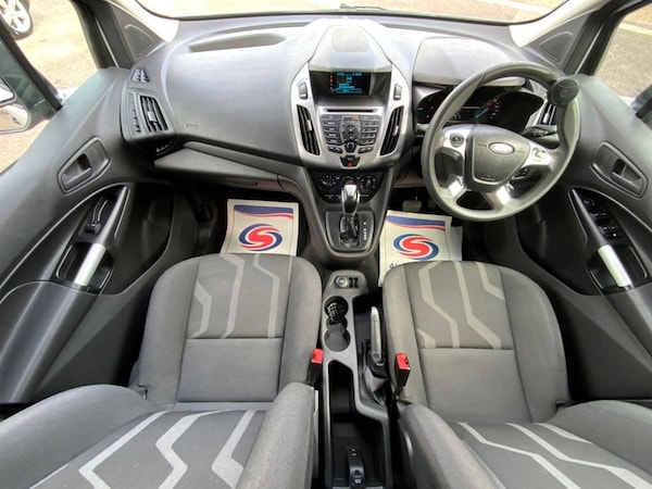 Used Ford Tourneo Connect 2016 for sale - 76210525: Photo 2