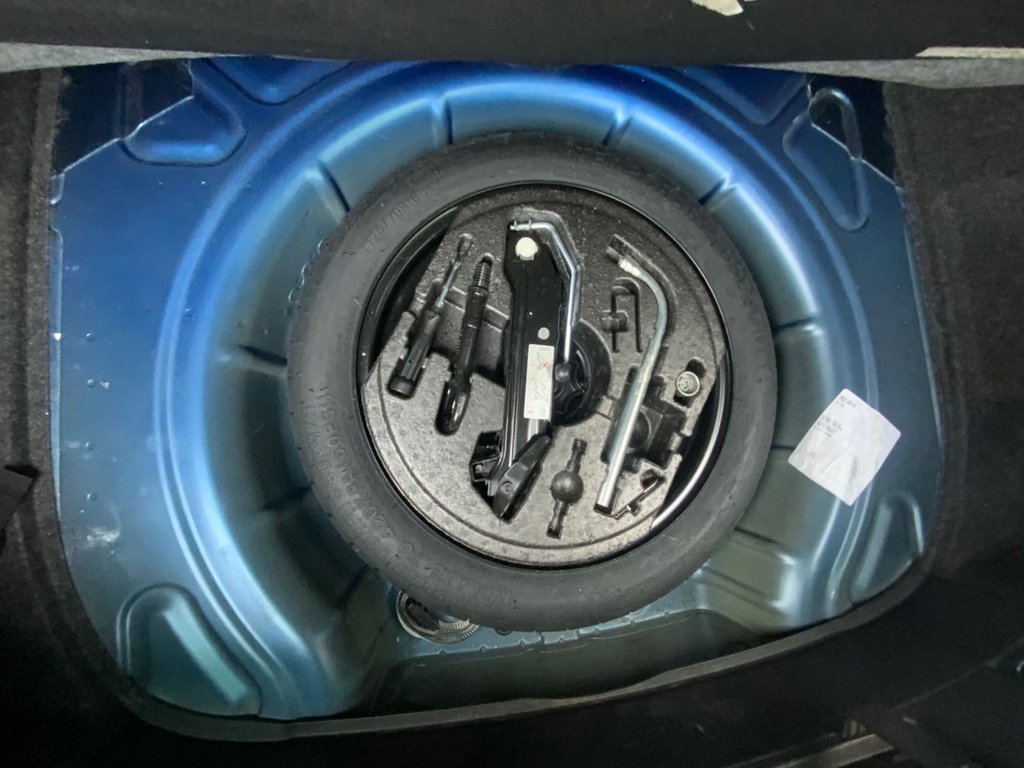 Used Volkswagen Scirocco 2015 for sale - 77583422: Photo 24