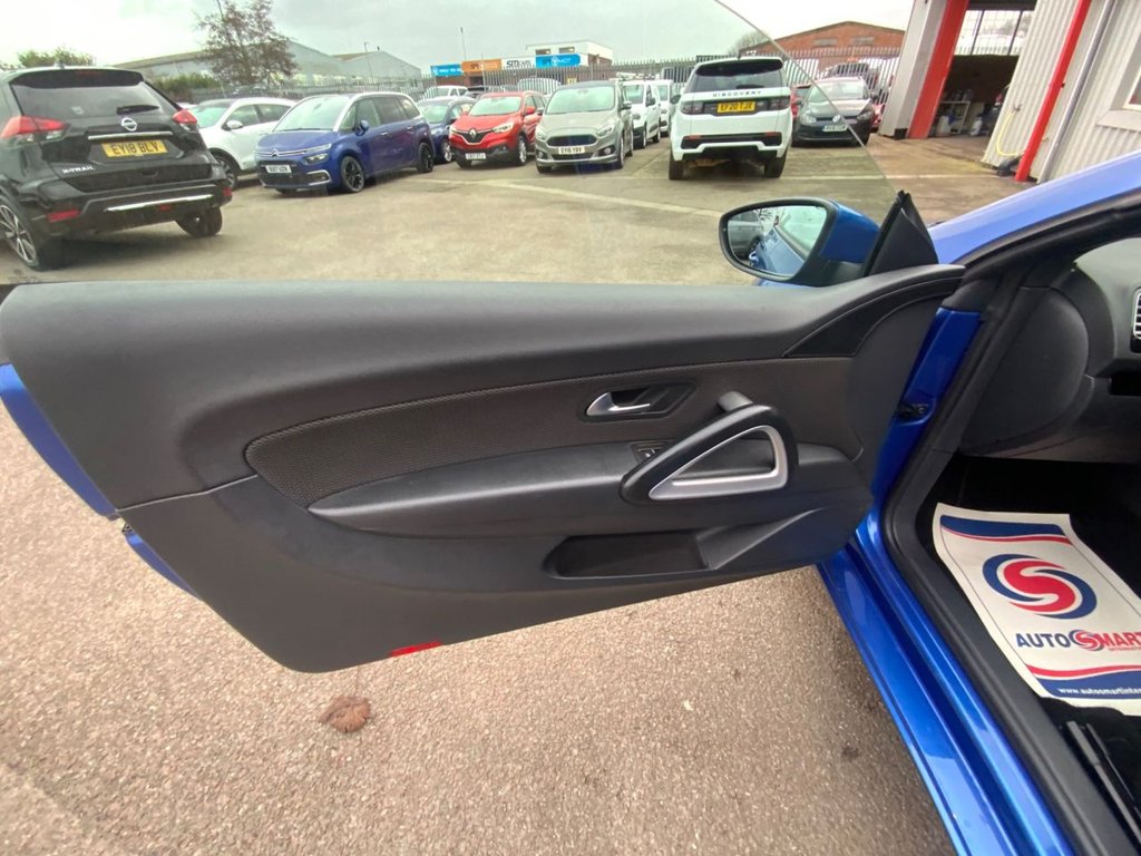 Used Volkswagen Scirocco 2015 for sale - 77583422: Photo 30