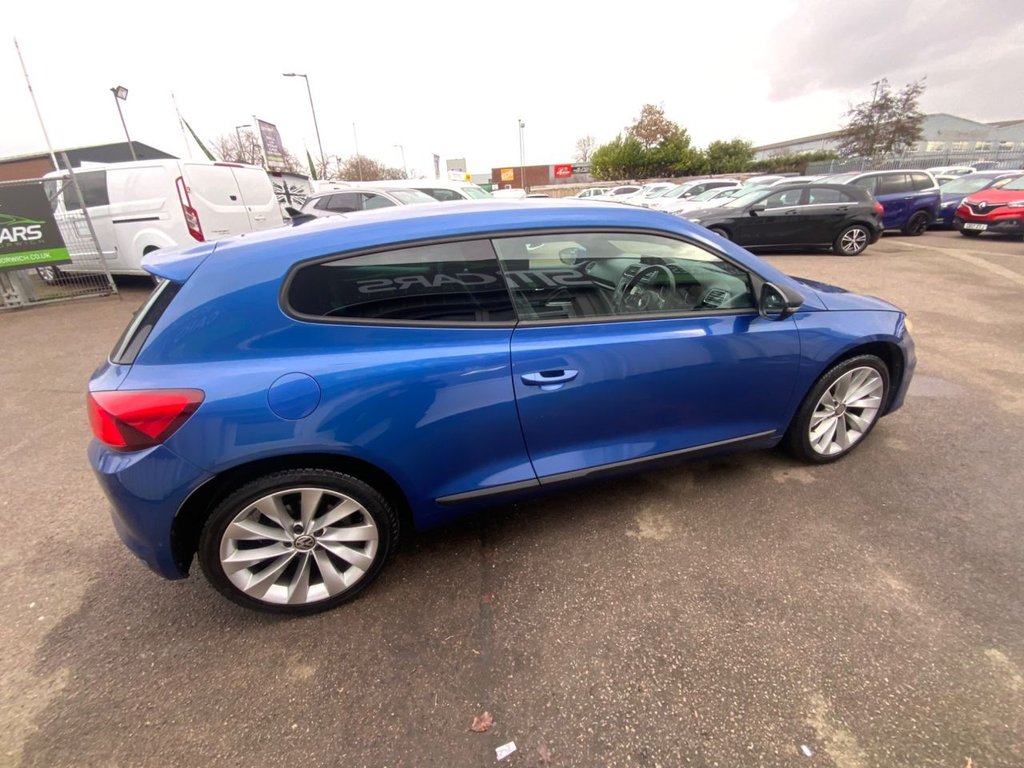 Used Volkswagen Scirocco 2015 for sale - 77583422: Photo 7