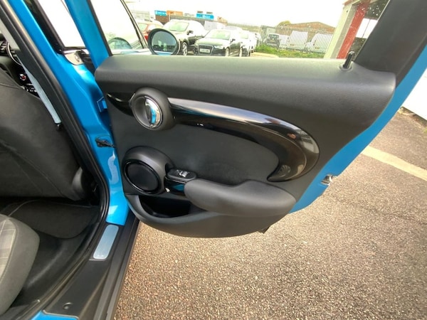 Used MINI Hatch 2015 for sale - 76266987: Photo 28