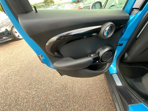 Used MINI Hatch 2015 for sale - 76266987: Photo 40