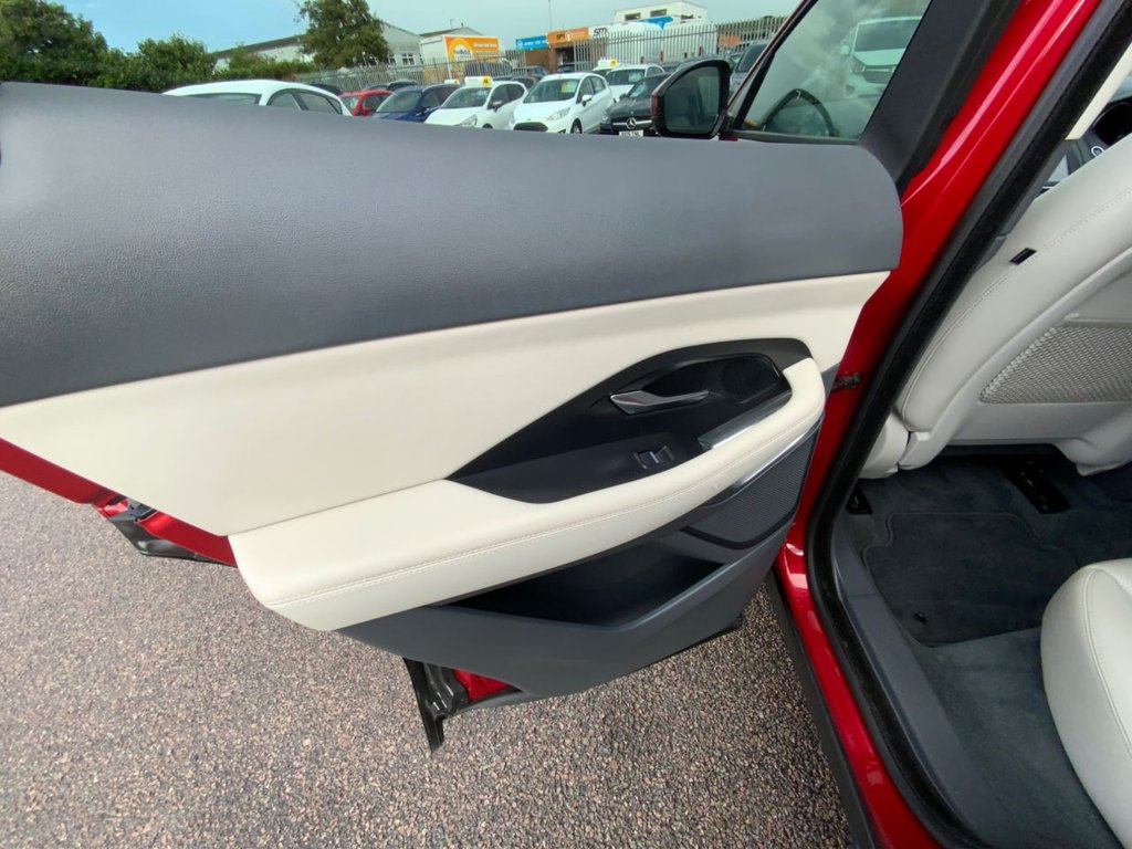 Used Jaguar E-Pace 2020 for sale - 75716093: Photo 25