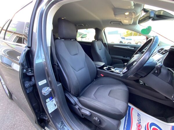 Used Ford Mondeo 2015 for sale - 76081115: Photo 14