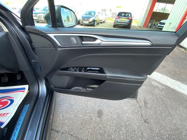 Used Ford Mondeo 2015 for sale - 76081115: Photo 15