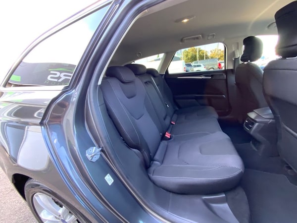 Used Ford Mondeo 2015 for sale - 76081115: Photo 28