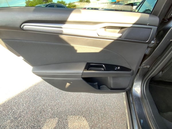 Used Ford Mondeo 2015 for sale - 76081115: Photo 41