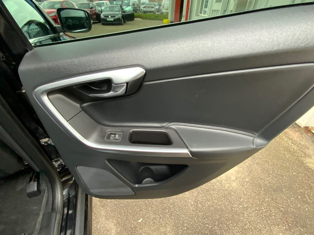 Used Volvo XC60 2015 for sale - 77981643: Photo 18