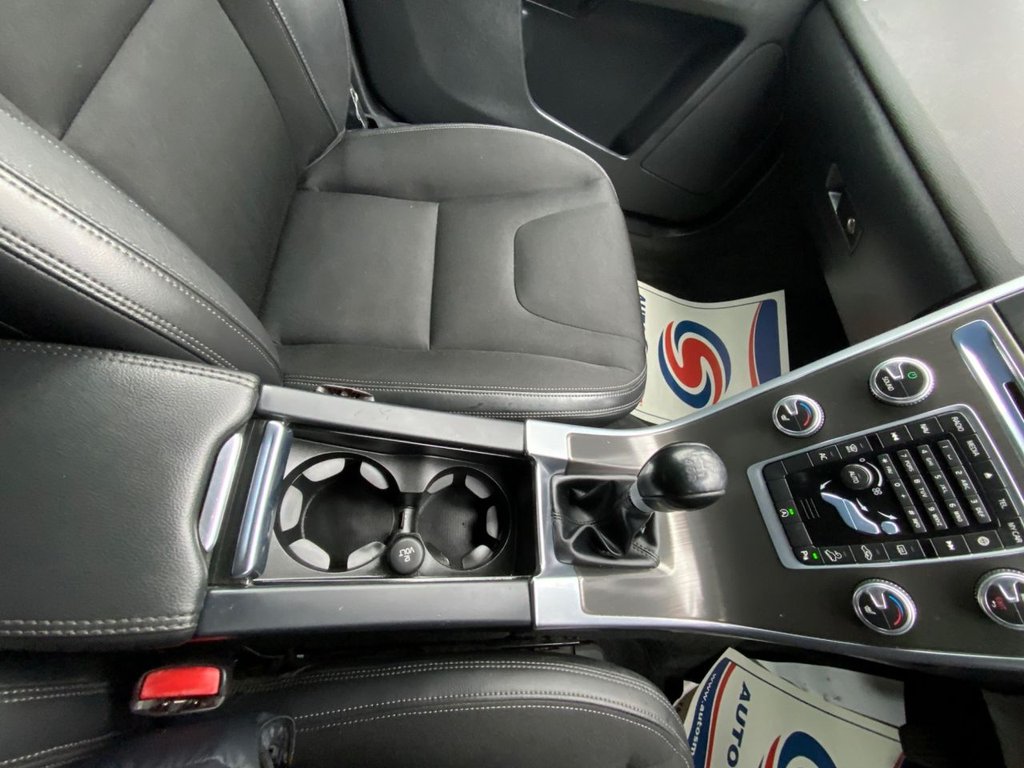 Used Volvo XC60 2015 for sale - 77981643: Photo 35