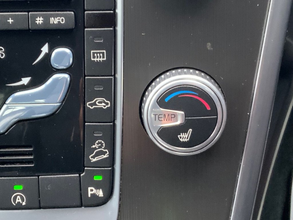 Used Volvo XC60 2015 for sale - 77981643: Photo 47