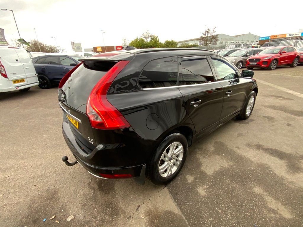 Used Volvo XC60 2015 for sale - 77981643: Photo 8