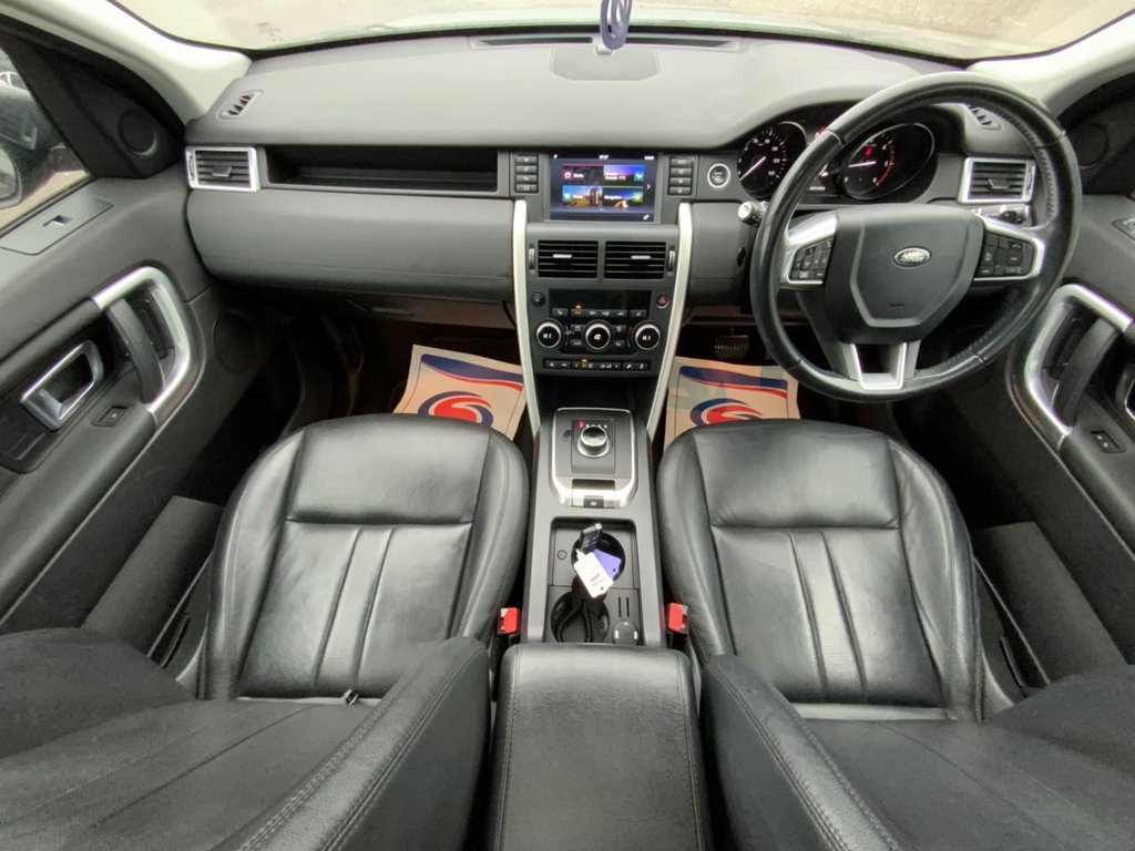 Used Land Rover Discovery Sport 2017 for sale - 76396272: Photo 2