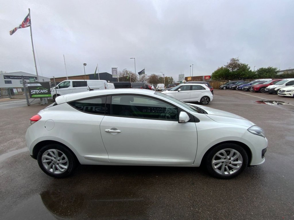 Used Renault Megane 2014 for sale - 76570598: Photo 12