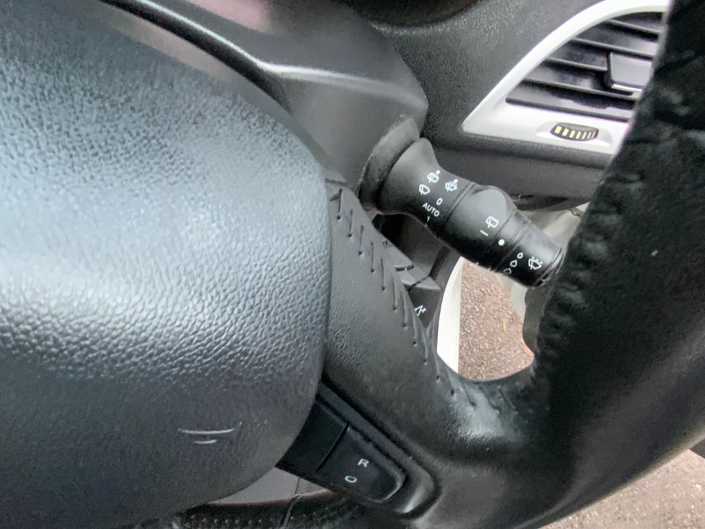 Used Renault Megane 2014 for sale - 76570598: Photo 18