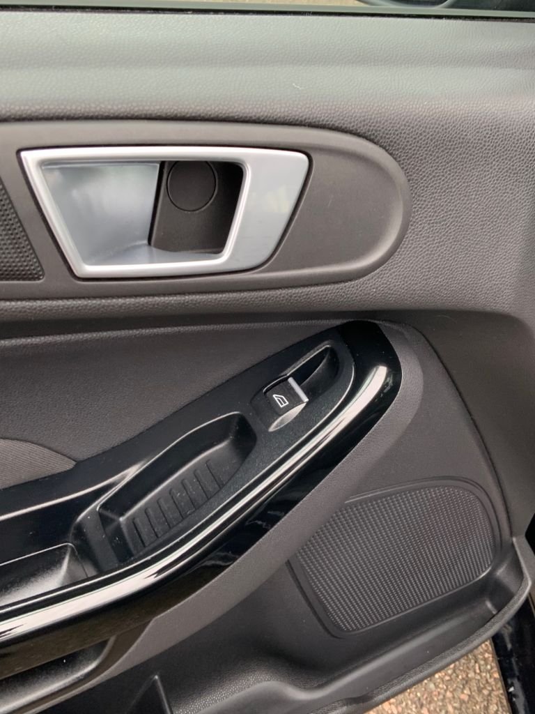 Used Ford Fiesta 2016 for sale - 77792378: Photo 28