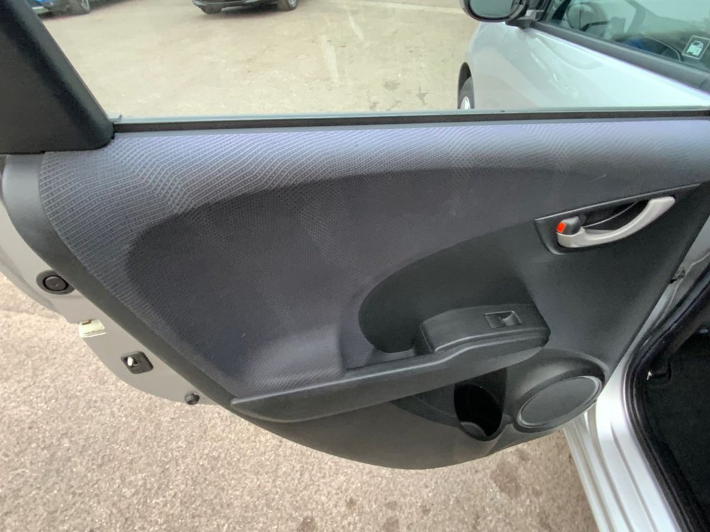 Used Honda Jazz 2009 for sale - 78212787: Photo 28