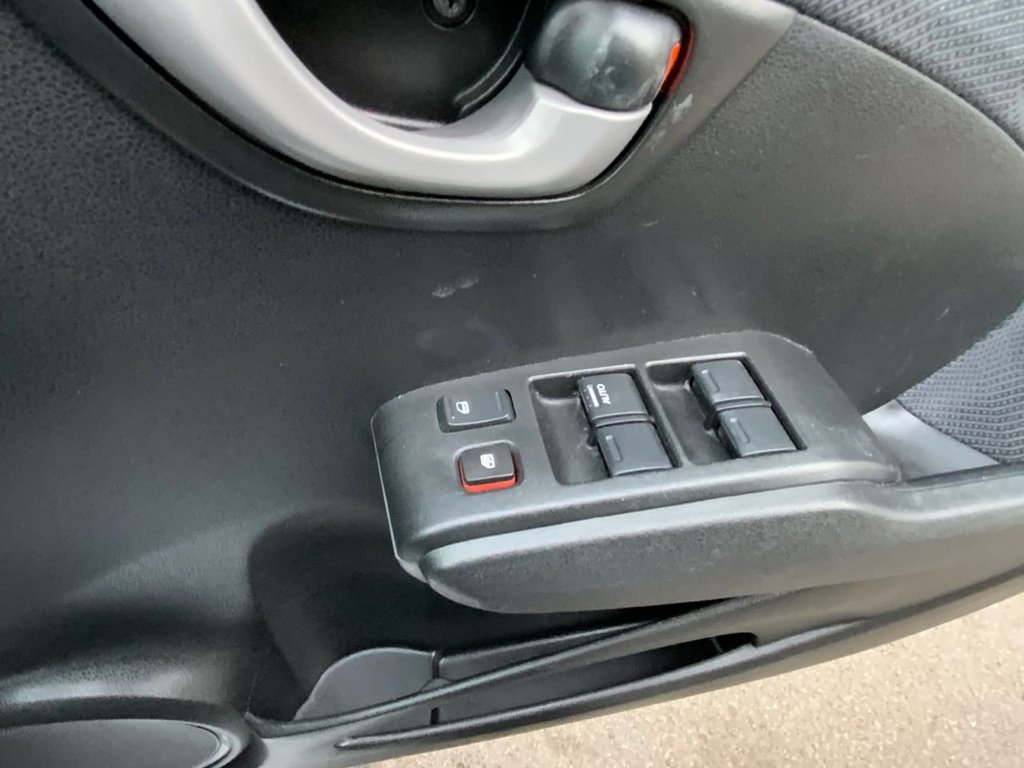 Used Honda Jazz 2009 for sale - 78212787: Photo 35