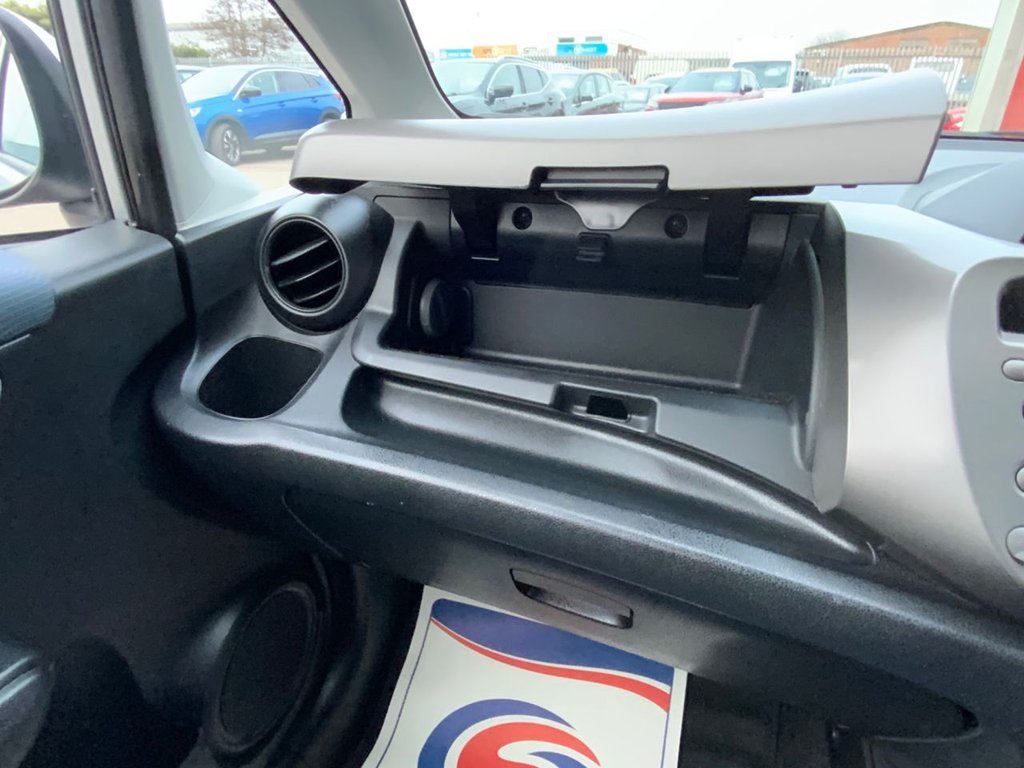 Used Honda Jazz 2009 for sale - 78212787: Photo 37