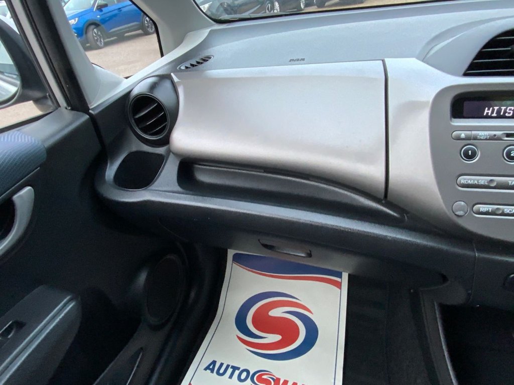 Used Honda Jazz 2009 for sale - 78212787: Photo 38