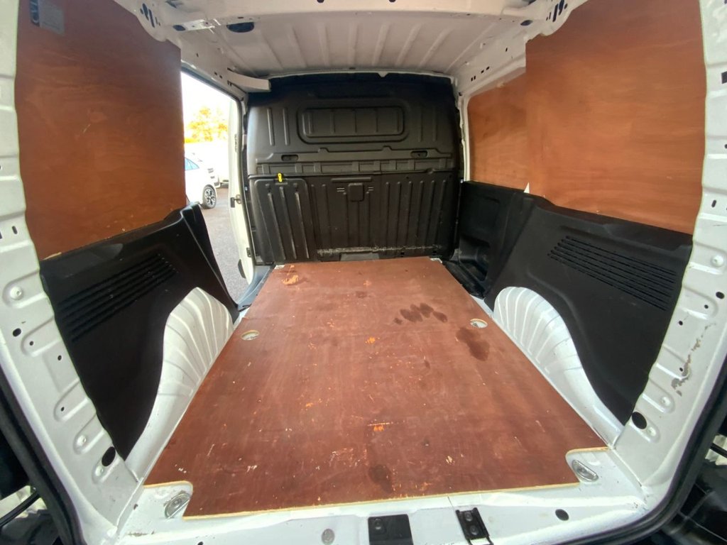 Used Peugeot Partner 2019 for sale - 76710990: Photo 26