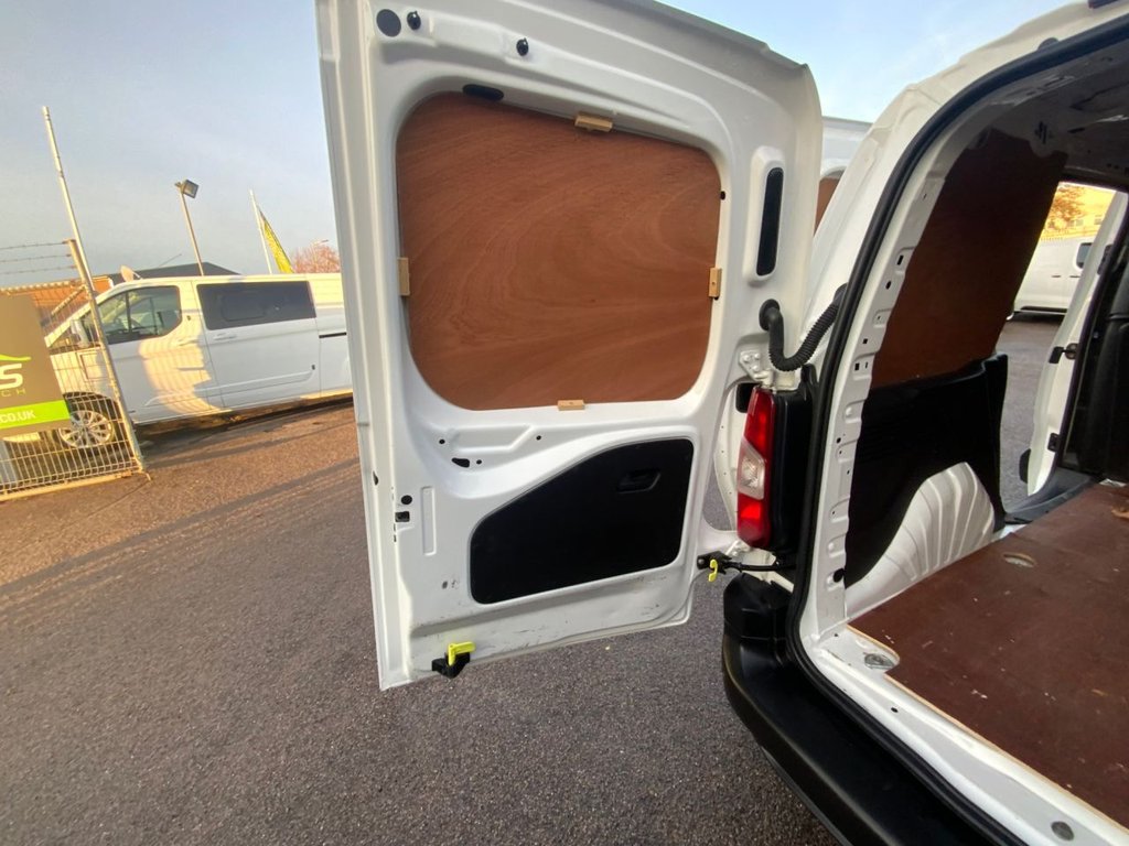 Used Peugeot Partner 2019 for sale - 76710990: Photo 33