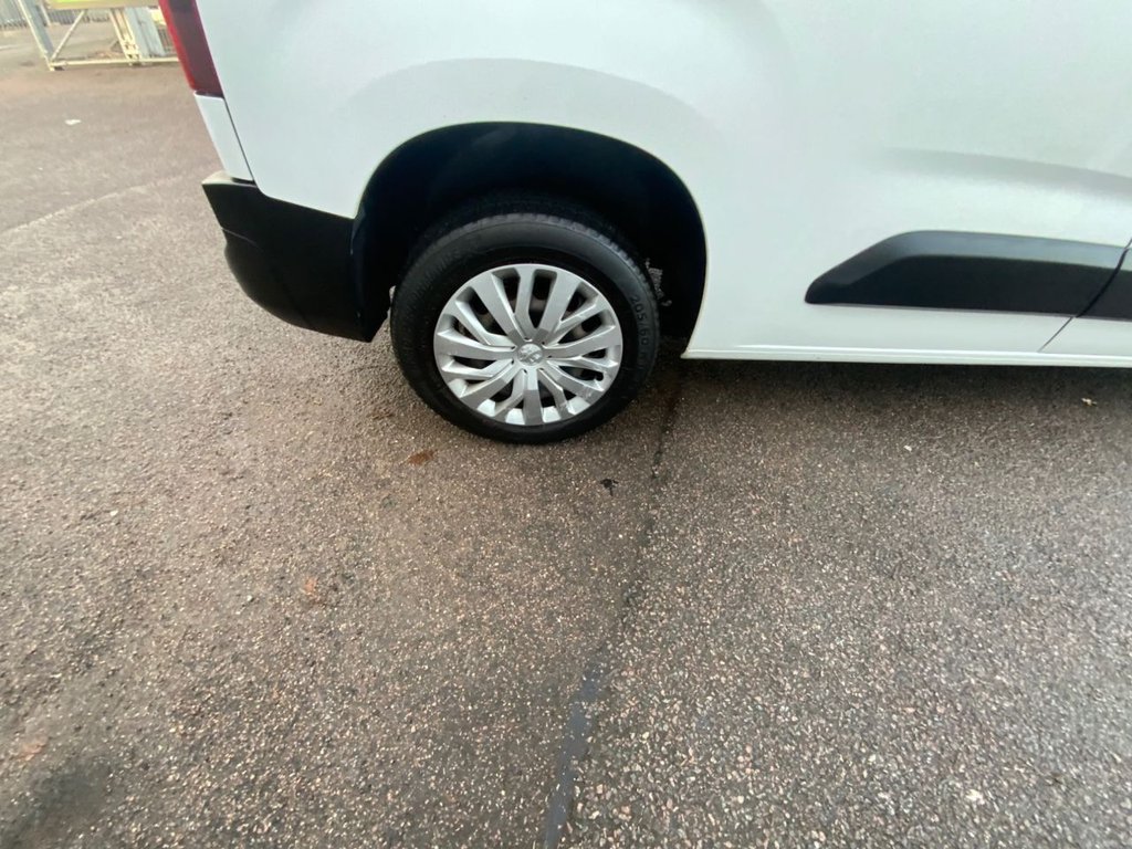 Used Peugeot Partner 2019 for sale - 76710990: Photo 37