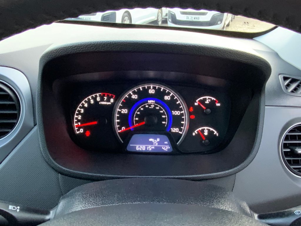 Used Hyundai i10 2019 for sale - 77288410: Photo 21